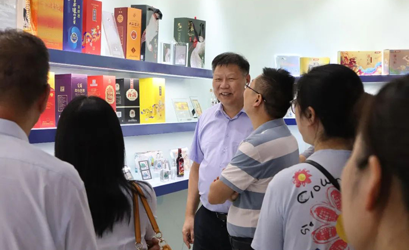 浙江中烟莅临黑卡技术交流会-浙江xcsports激光科技股份有限公司